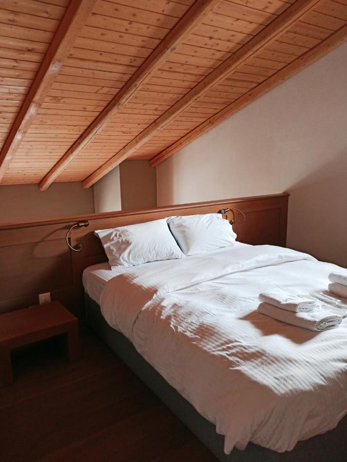 Guesthouse Vasiliki Steni Dhirfios Buitenkant foto