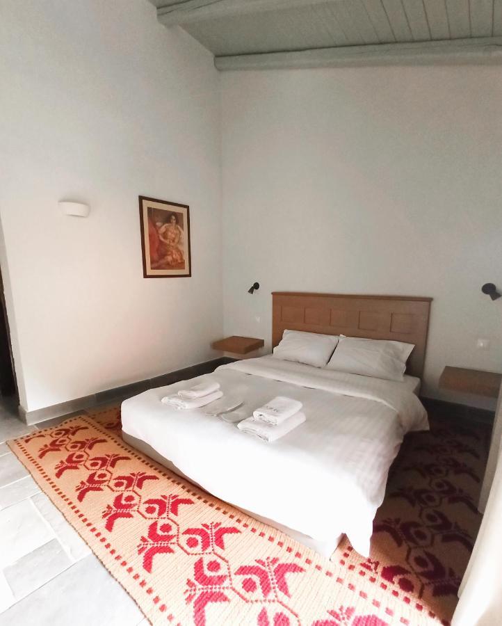 Guesthouse Vasiliki Steni Dhirfios Buitenkant foto