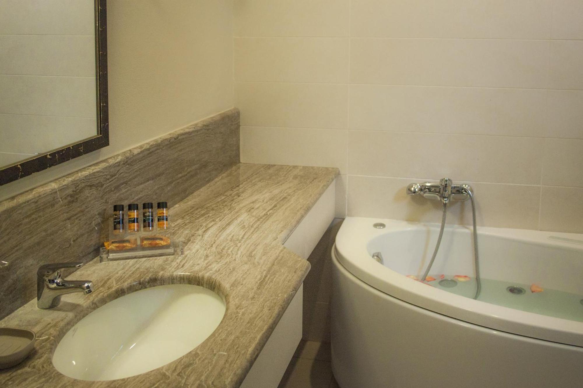 Guesthouse Vasiliki Steni Dhirfios Buitenkant foto