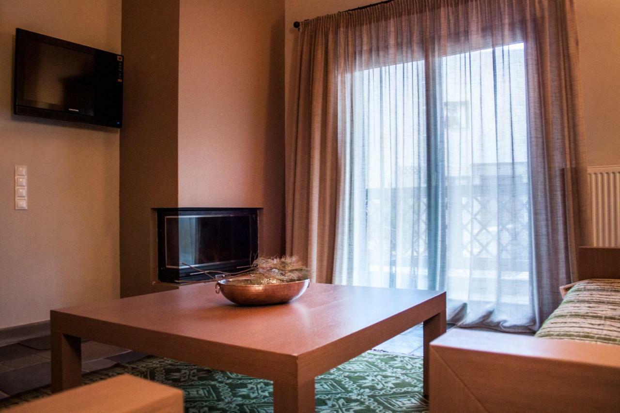 Guesthouse Vasiliki Steni Dhirfios Buitenkant foto